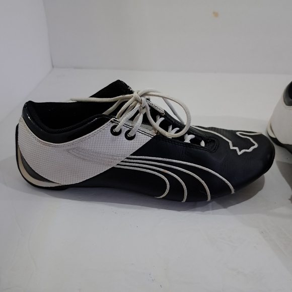 Boys Puma Running Shoes - Picture 2 of 8